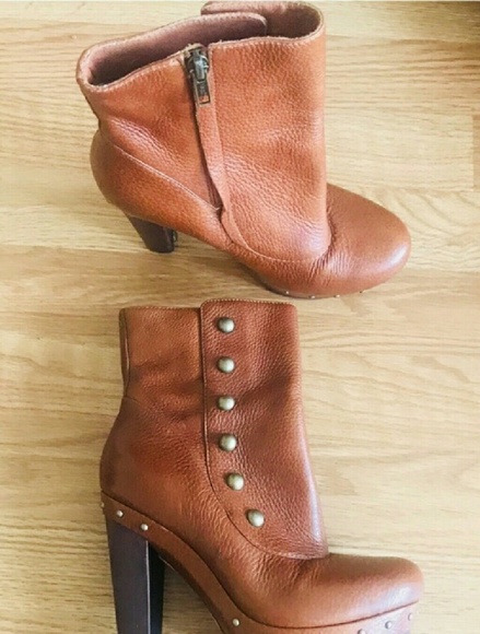 Ugg Ankle Booties NWOT - Picture 3 of 3